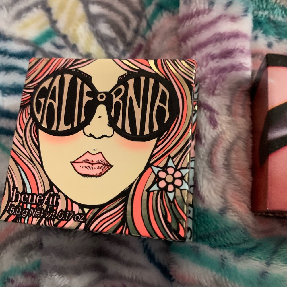 benefit blush